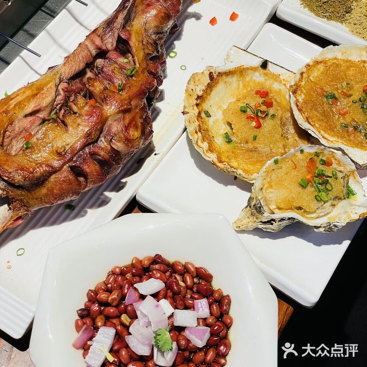 这家羊肉串真香呀∽