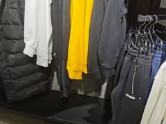 -斯凯奇(西安曲江大悦城店)