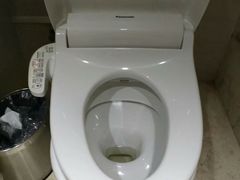 智能马桶盖-烟台碧海饭店(烟台火车站店)