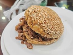 烧饼夹酱牛肉-护国寺小吃(左家庄店)