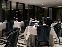 大堂-Yan Ting 宴庭中餐厅(上海静安瑞吉酒店)