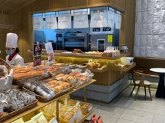 面包甜点陈列柜-西村叔叔的店·面包·甜品·蛋糕(崂山丽达店)