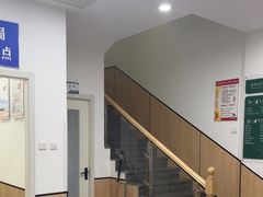 -瑞派雷欧宠物医院·24h夜诊·心脏骨科牙科·全科重症转诊中心(无影山店)