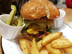 -HELLO 27 意面·沙拉·帕尼尼