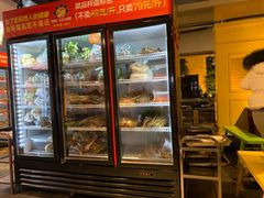 -钢管厂五区小郡肝串串香(奥克斯广场锦城万达店)