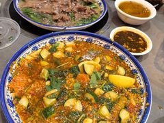 -官塘陈记鱼生·潮汕砂锅粥·牛肉火锅(潮枫路总店)