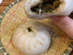 碎肉芽菜包子-韩包子(青石桥店)