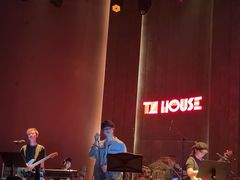 -TZ House音乐现场(来福士中心店)
