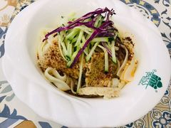 新疆凉皮-阿拉丁新疆风味餐厅·清真(罗廊巷店)