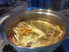 -千岛蚝高压锅生蚝·人参火锅(白云万达店)