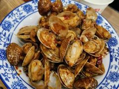 -江城燕子大排档(江汉路步行街店)