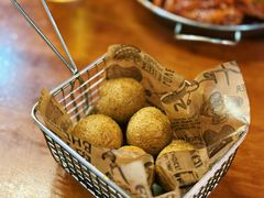 -BHC炸鸡(明洞总店)