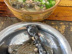 -正宗李家土鸡米线店