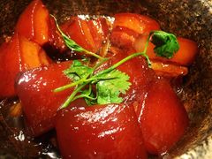 石锅东坡酒香肉-久宴·天目湖大鱼头(恐龙园店)