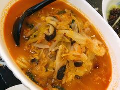 辣海鲜面-桃园中华料理炸酱面(燕儿岛路店)