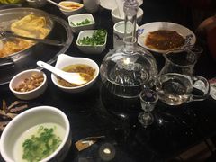 -丫丫汤膳打边炉(宏府408坊店)