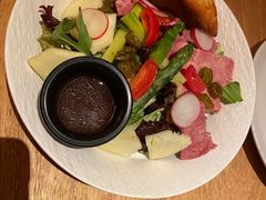 泰式牛舌沙拉-翠贝卡&Mama Kelly Brunch Coffee(河西店)