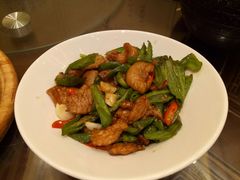 湘西小炒肉-万重锦·人文川菜馆(骡马市店)