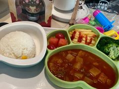 -渔语鱼酸菜鱼新川菜(来福士店)