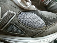 -京伟修鞋洗鞋奢侈品皮具护理店