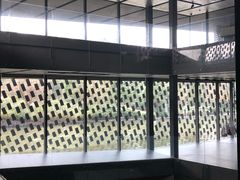 -知美术馆