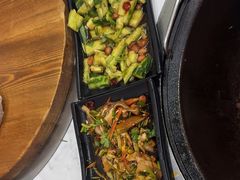 -曹丞相·地锅鸡·地锅鱼(武林店)