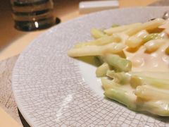 奶油芦笋-穹六人间 people 6(岳阳路店)