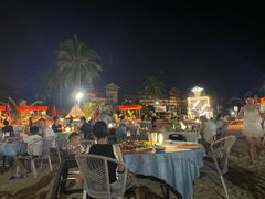 -亚龙湾希尔顿自助餐厅·海鲜·烧烤·沙滩BBQ·现场乐队