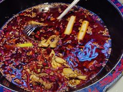 -何师傅美蛙鱼头(汉街店)