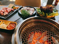 招牌LA牛仔骨-义气烤肉餐吧(大族广场店)