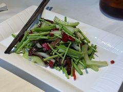 菜梗炒马步鱼干-黑明餐厅(白鹭洲店)