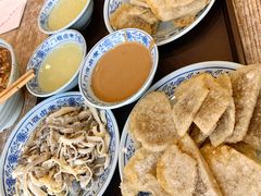 老北京爆肚-门框胡同百年卤煮(新街口店)