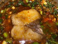 -肖肖酸萝卜鱼火锅(总店)