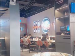 大堂-開籠雀冰室(同和金铂店)
