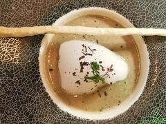 奶油蘑菇罗勒汤-Kathleen's Waitan 凯圣琳江景西餐厅(外滩店)
