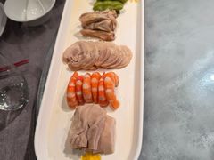 -HOMES上海本帮菜(襄阳公园店)