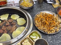 -红泥小火炉·东北泥炉烤肉(天一旗舰店)