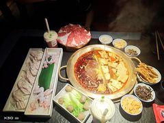-九鼎轩脆毛肚火锅(南京东路店)
