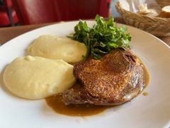 鸭腿配土豆泥-LA MAISON公鸡和龙(蛇口店)