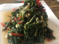 -壹阁胡羊焖饼(特色小吃街店)