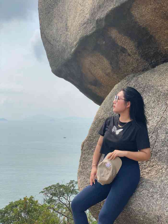 竹湾泳池-"海边的餐厅餐厅就在泳池旁边,坐车在竹湾."-大众点评移动版