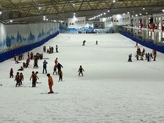 -乔波室内滑雪场