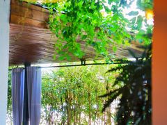 -彳亍咖啡·这里(水湾路店)