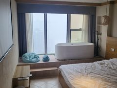 -闲隅江景艺术酒店(解放碑洪崖洞总店)