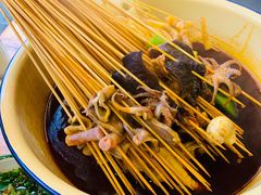 -拈签一笑黄牛肉辣卤串串