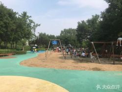 -酷酷兔少儿拓展天地