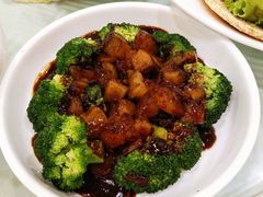 翡翠鲍汁扒海参-江南村酒家
