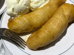 冰淇淋配炸香蕉-关夫人餐厅(阳光广场店)