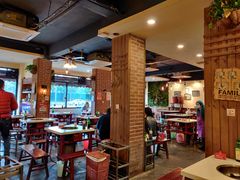 大堂-水碾河刘老大串串香(水碾河路店)