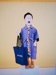-小熊维尼高端儿童摄影(福田新洲店)